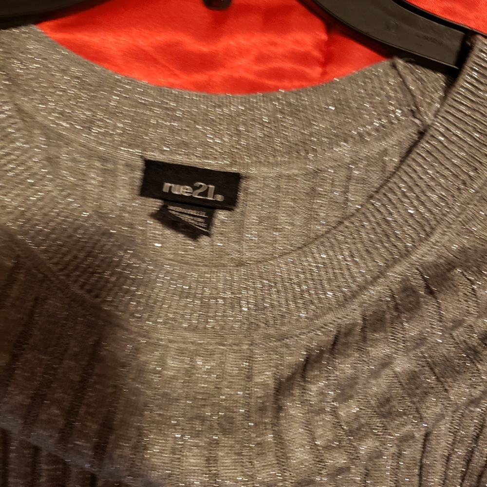 Sweter - Picture 3 of 4